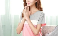 两个人一前一后地动着我要